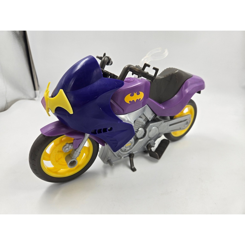 BATGIRLS BATCYCLE Mattel 2016 DC Comics Superhero